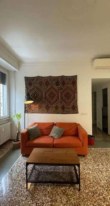 Cozy Apartment Near The Colosseum روما المظهر الخارجي الصورة