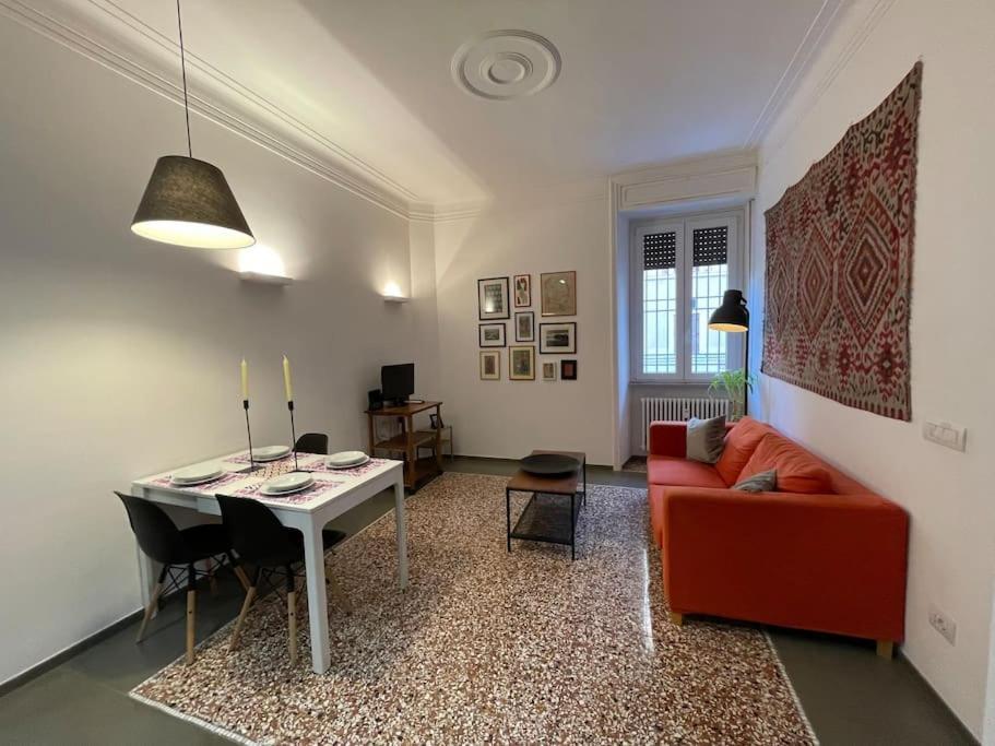 Cozy Apartment Near The Colosseum روما المظهر الخارجي الصورة